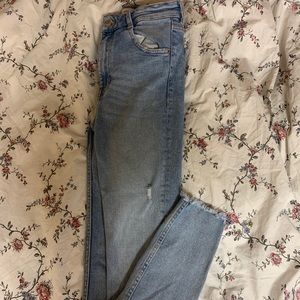 ZARA HIGHWAISTED JEANS